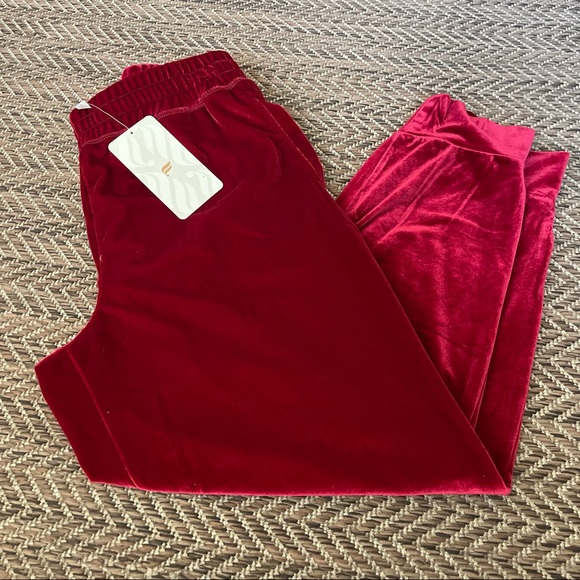 Fabletics Joggers - Picture 6 of 10